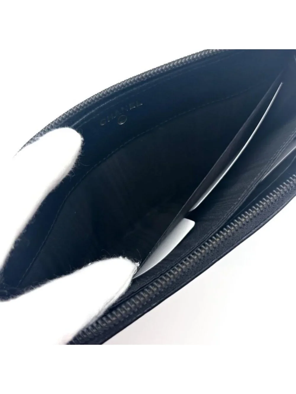 Chanel Wallet Coco Stitch Caviar Round